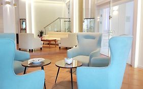 Akrogiali Exclusive Hotel (Adults Only)